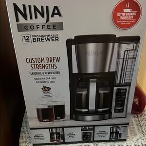 Ninja Programmable Coffee Brewer - Black and Silver